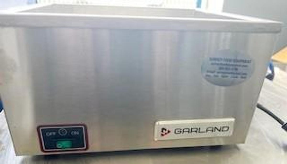 Used Garland Fonant Warmer Model EFW400