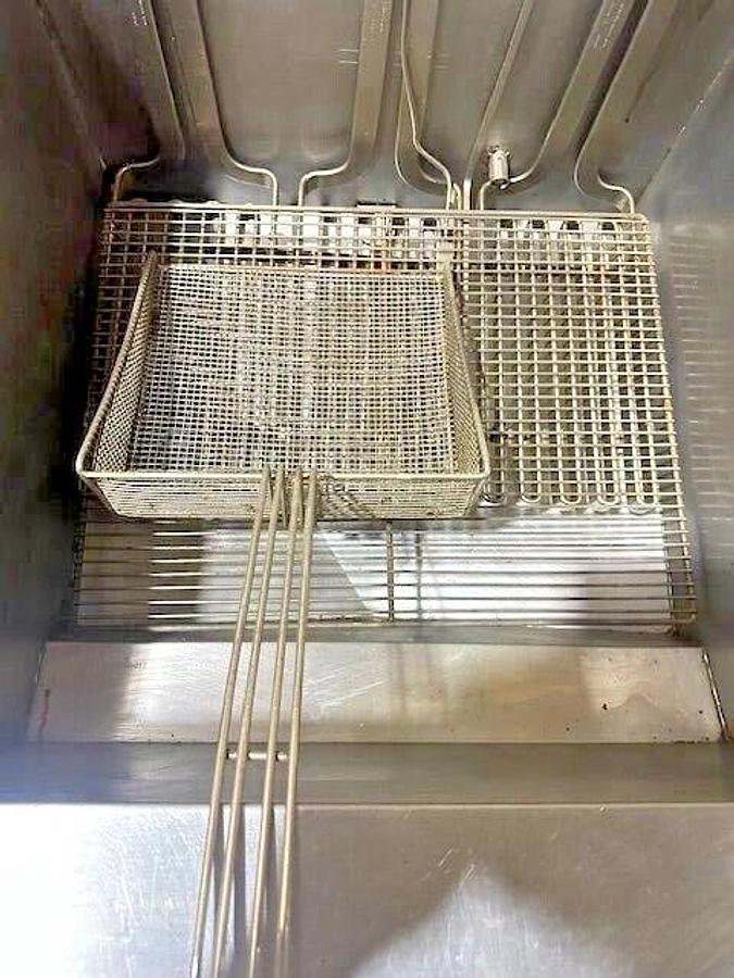 Used FRYMASTER FPC128/236" ELECTRIC 2 FRYING WELLS, DUMP STATION, PASTA COOKING WELL