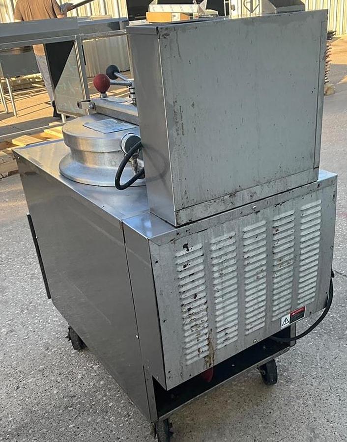 Used  BKI gas pressure fryers - 8 available