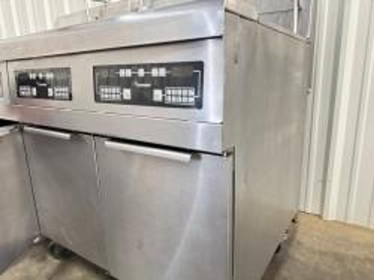 Refurbished Frymaster Gas 3 Bay Fryer W Filtration from School 50lb FMPH355SC