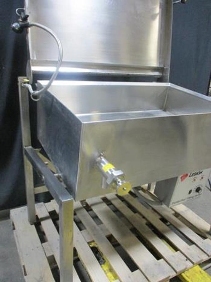 Used Legion 40 gallon tilting electric skillet