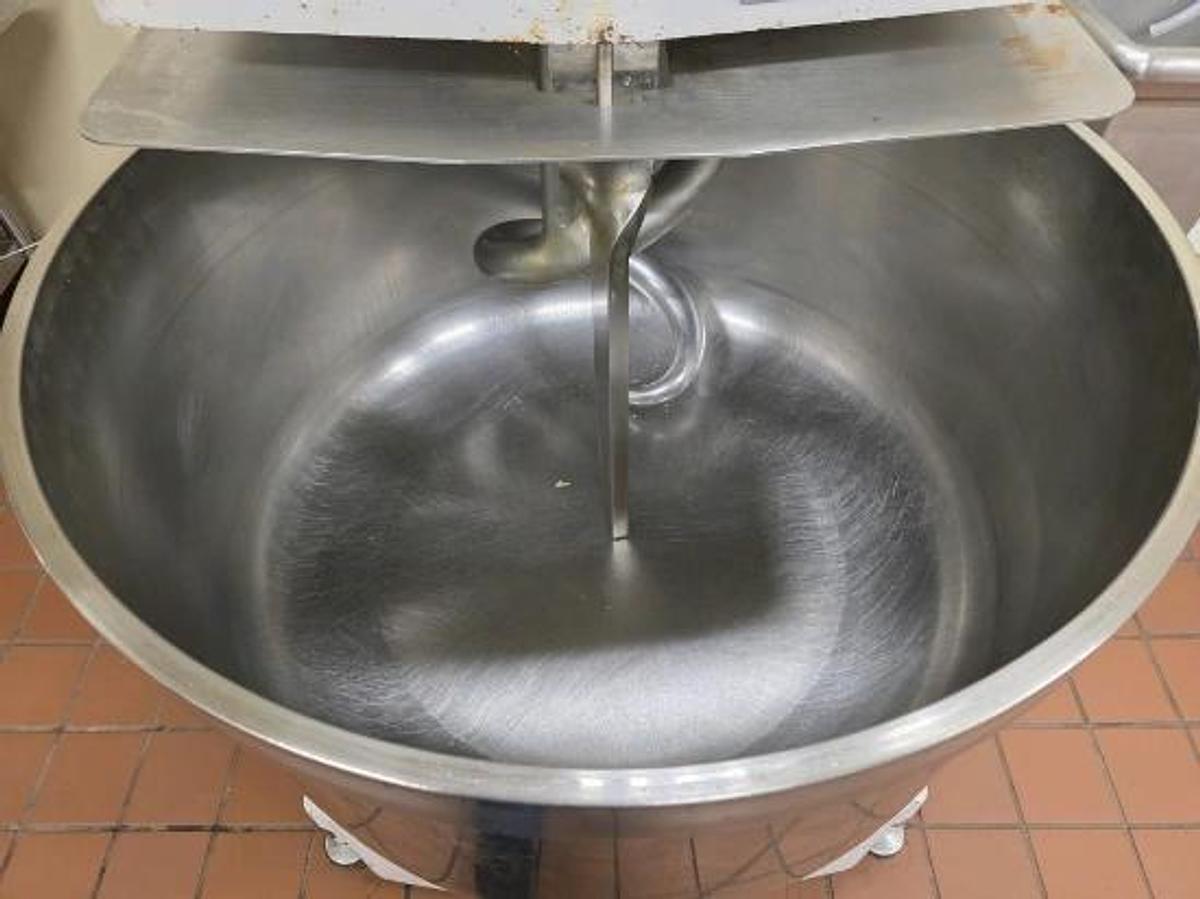 Used Lucks 160 quart spiral Mixer