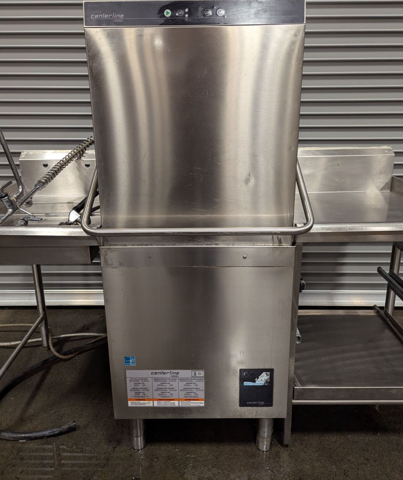 Used  Hobart CDH Door-Type Hi Temp Dishwasher   -C/W DISH TABLING -WARRANTY