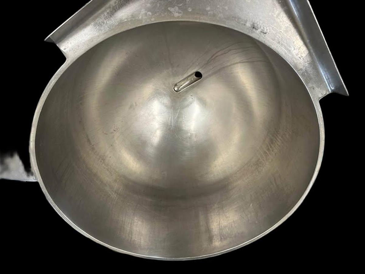 Used Groen Commercial Tilting 40 Gallon Kettle. Natural Gas