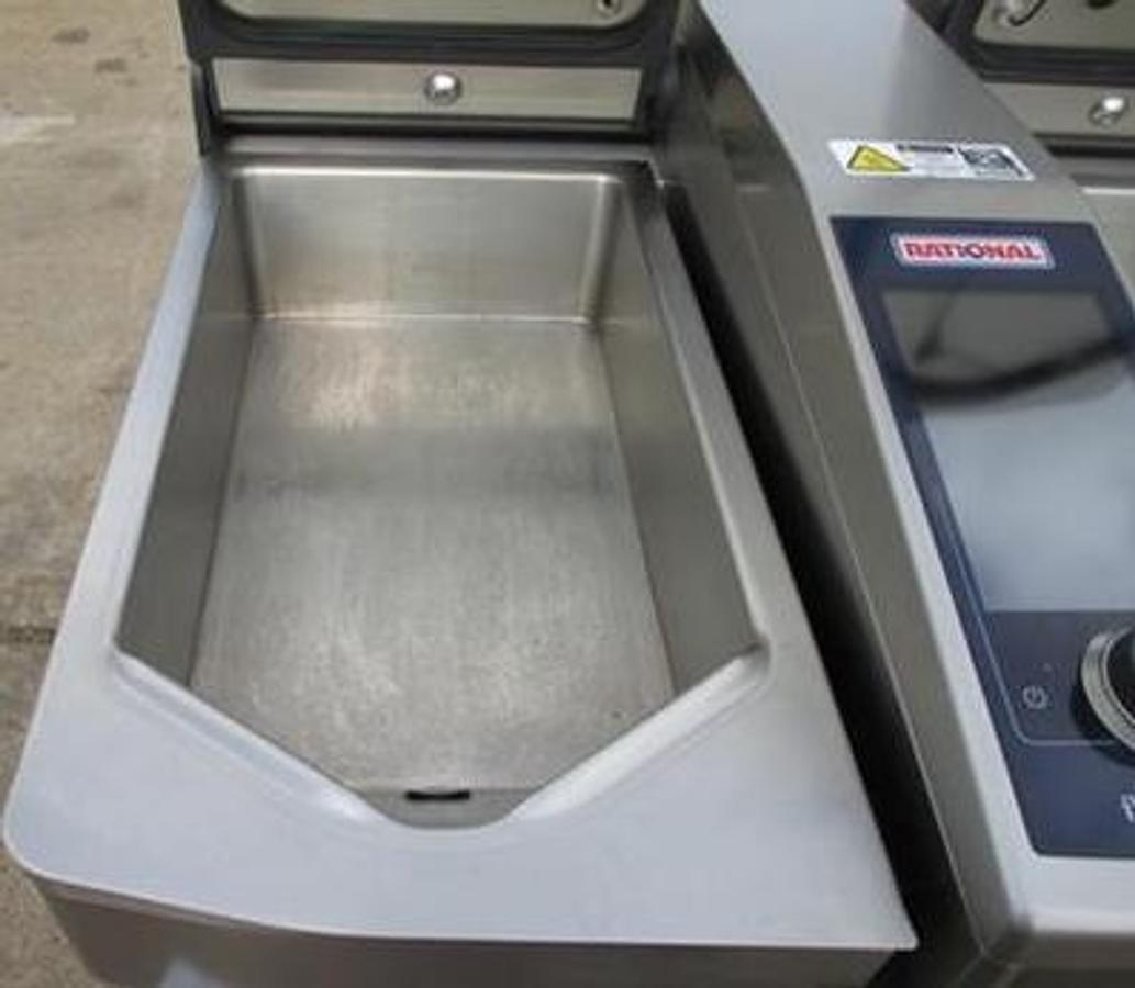 Used Rational iVario Pro 2-XS 4.5 Gallon Tilting Skillet  -2-Pan Electric Multi-Functional Cooking Center - 208/240V - RARE USED ITEM