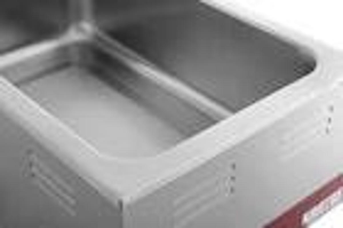 Full-Size Food Combination Warmer and Cooker - 1500 watts - BRAND NEW