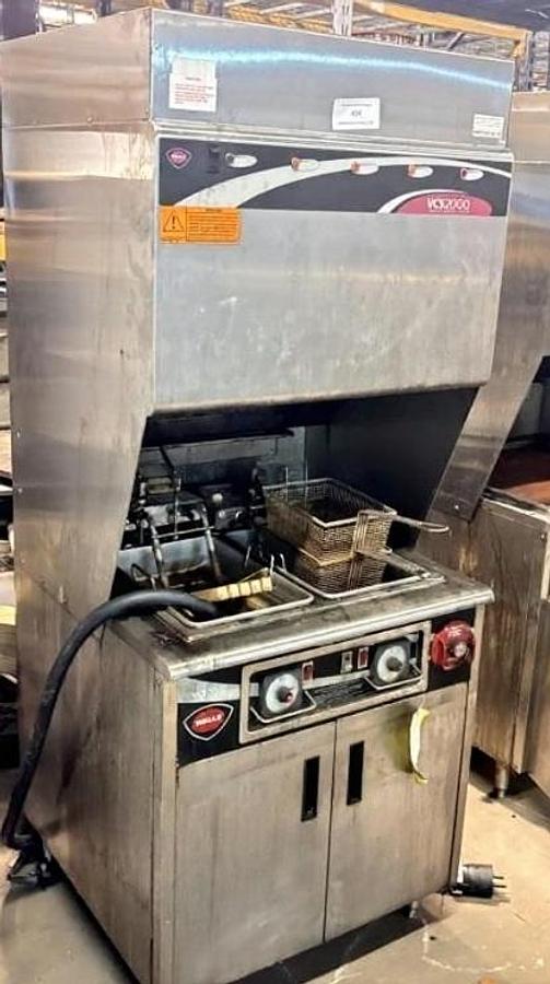 Used WELLS VENTLESS FRYER - SELF CONTAINED