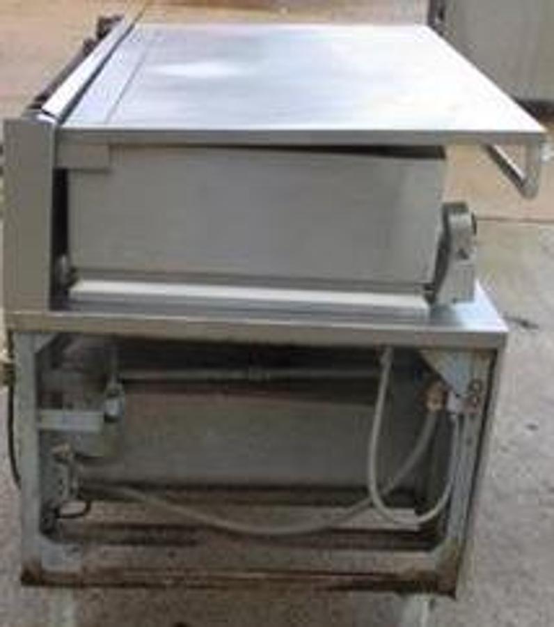 Used Vulcan natural gas tilting skillet