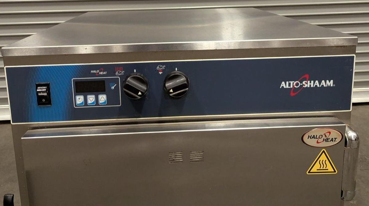 Used Alto Shaam 750-TH/II Undercounter Cook and Hold Oven W/Simple Controls