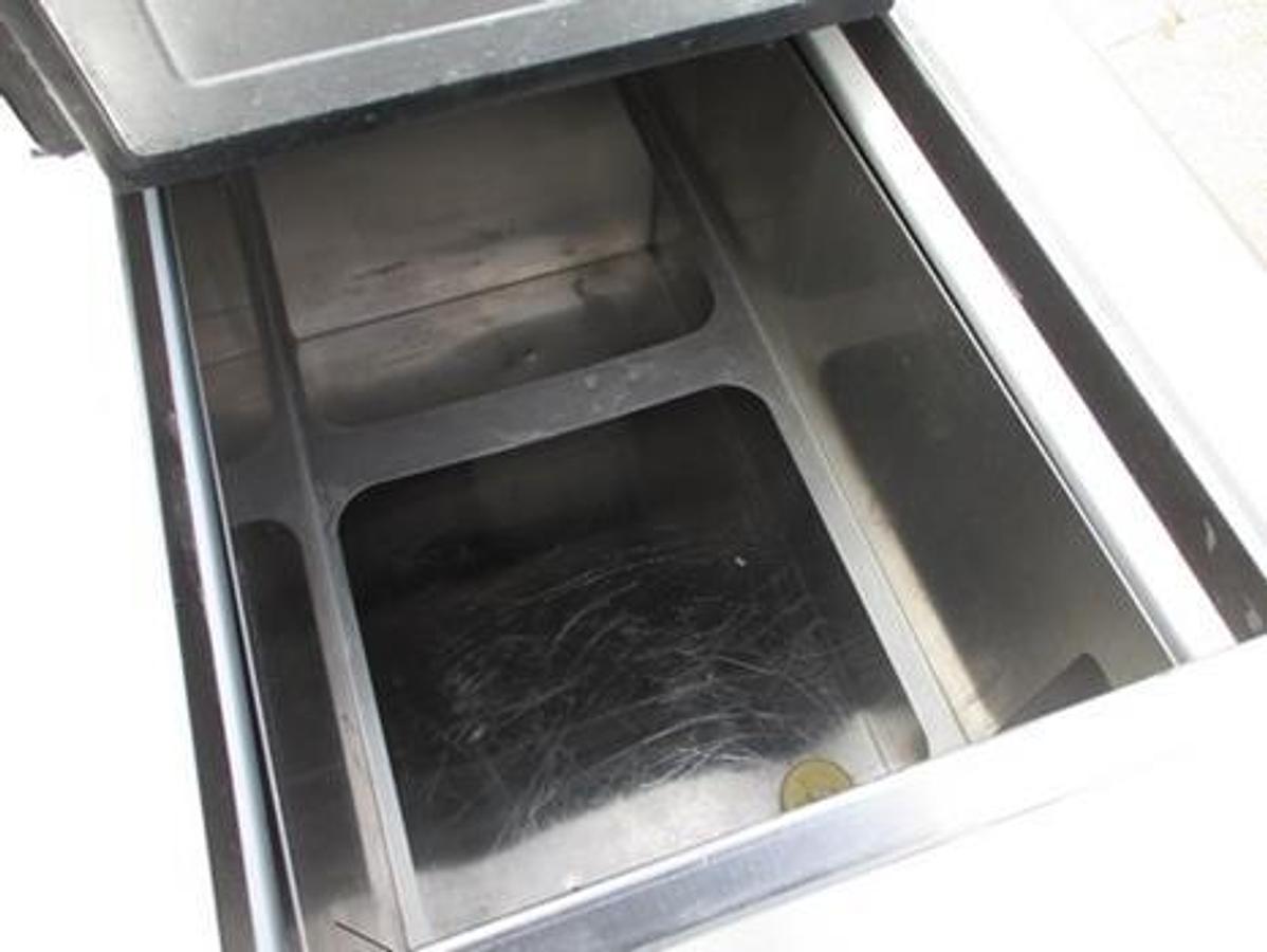 Used NELSON - S/S ICE CREAM/FROZEN DESERT FREEZER ON CASTERS 