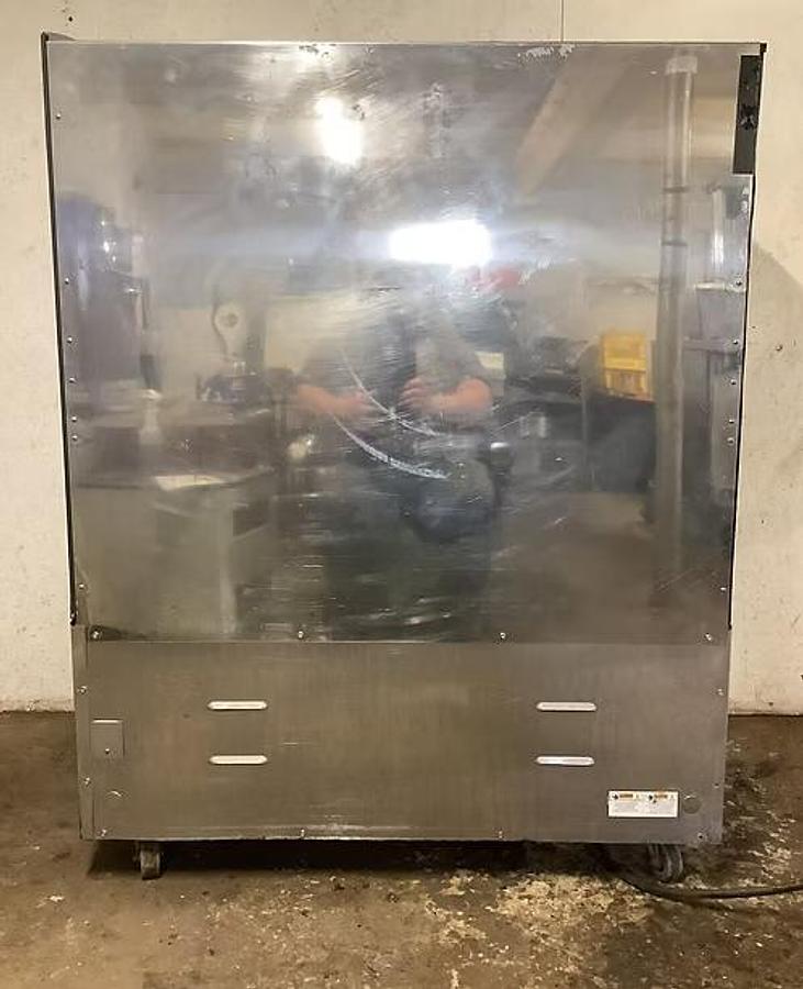 Used Henny Penny Heated Display Merchandiser