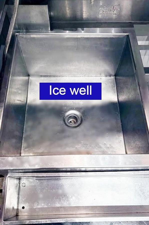 Used Bar station - ice well - bottle holder - speed rail