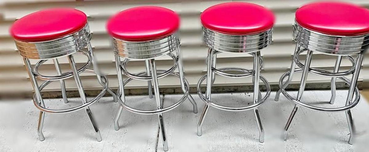 Used Deluxe restaurant stools - nice