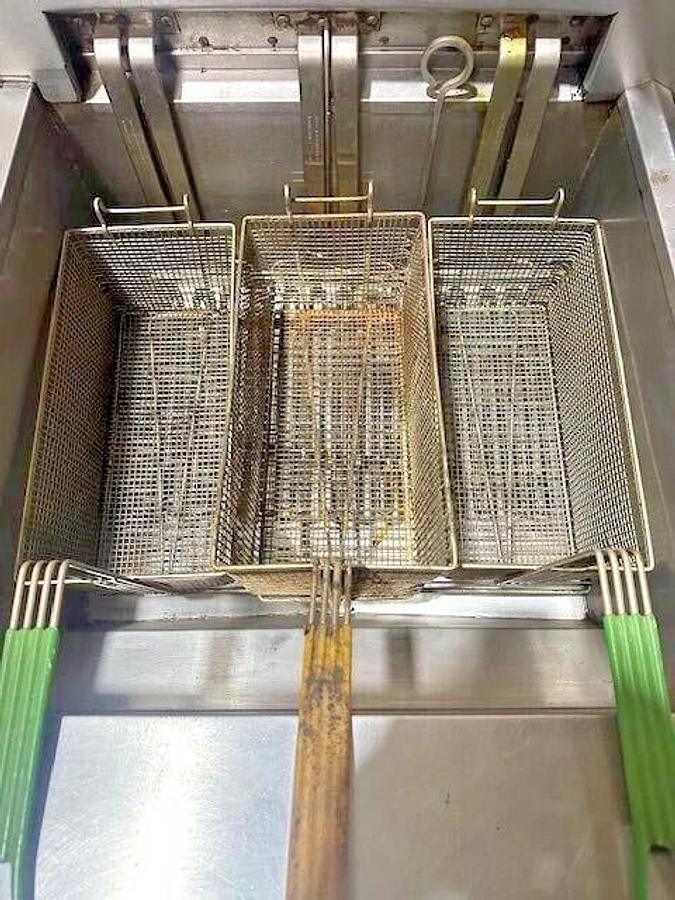 Used "FRYMASTER FPC128/236" ELECTRIC 2 FRYING WELLS, DUMP STATION, PASTA COOKING WELL