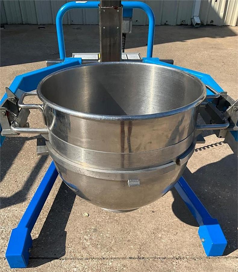 Used Savage Brother 0712HT bakery Bowl kettle lift -