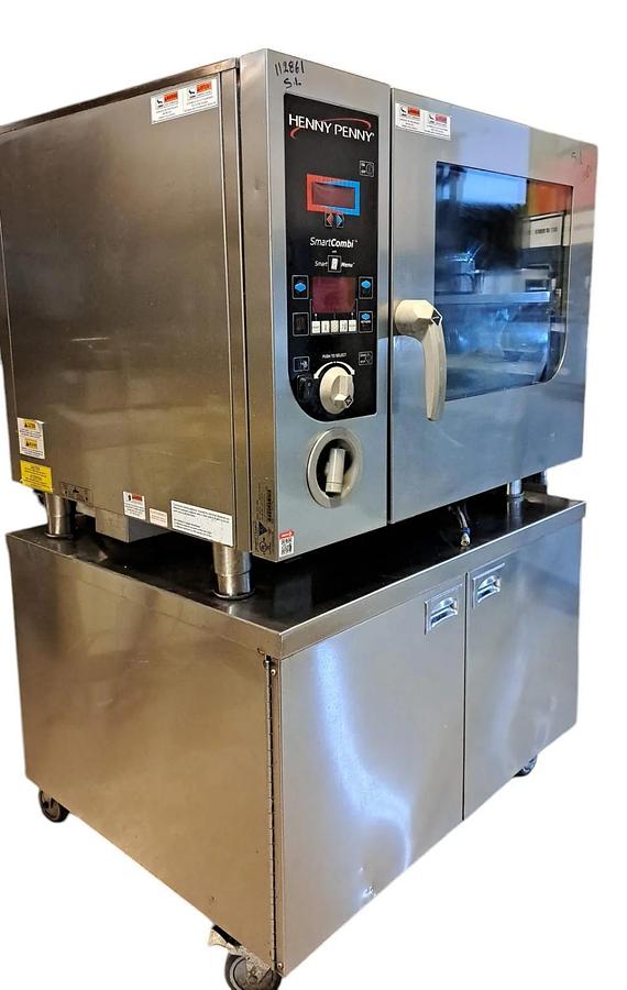 Used Henny Penny ESC610560-01 Combi Oven and Base -WARRANTY