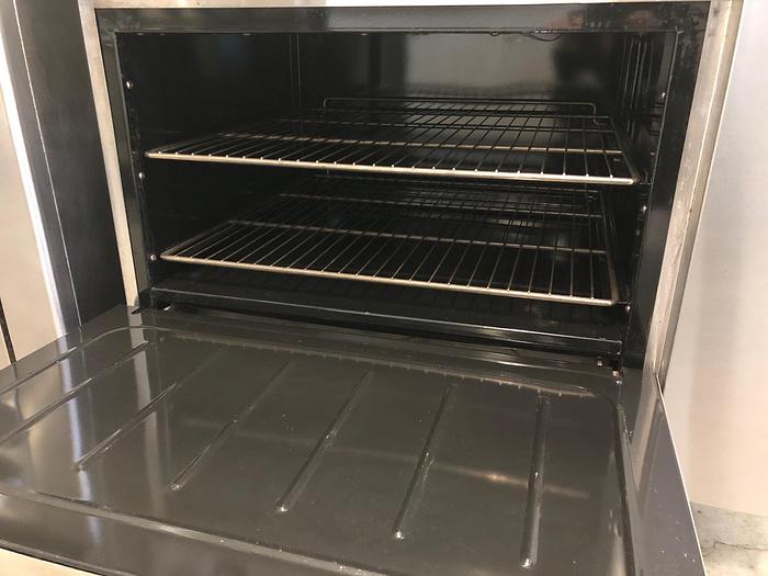 Used Gas range with 36" flat top gas grill