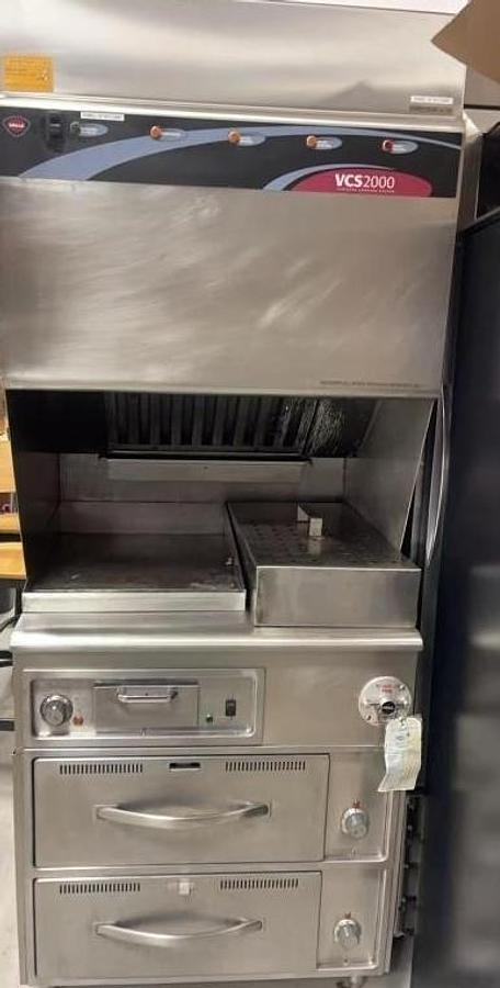 Used  WELLS ELECTRIC VENTLESS FRYER / GRIDDLE & DRAWER