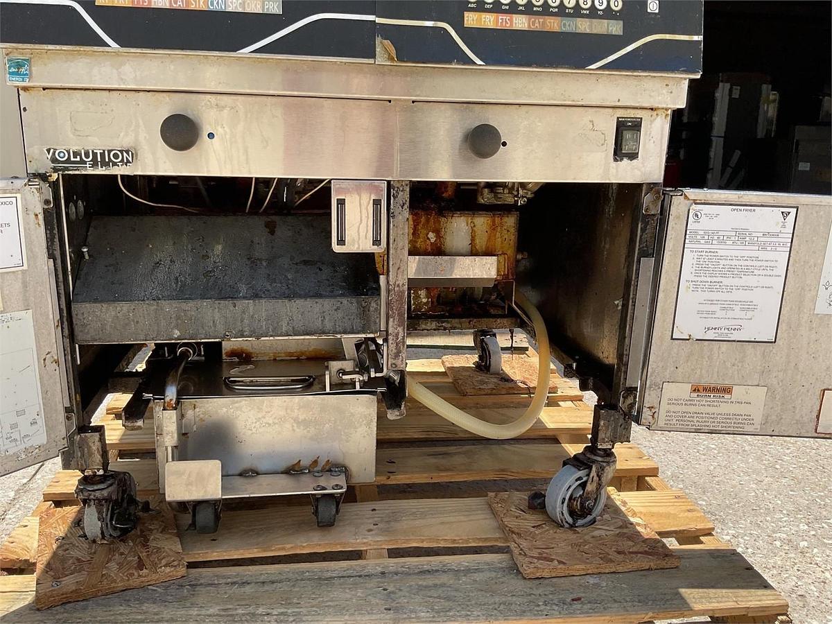 Used Henny Penny Gas Fryer Evolution Elite