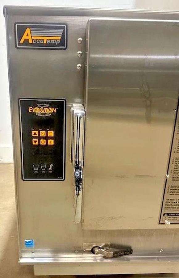 Used ACCUTEMP P61201E060 COUNTERTOP 60,000 BTU 6 PAN LP GAS BOILERLESS STEAMER