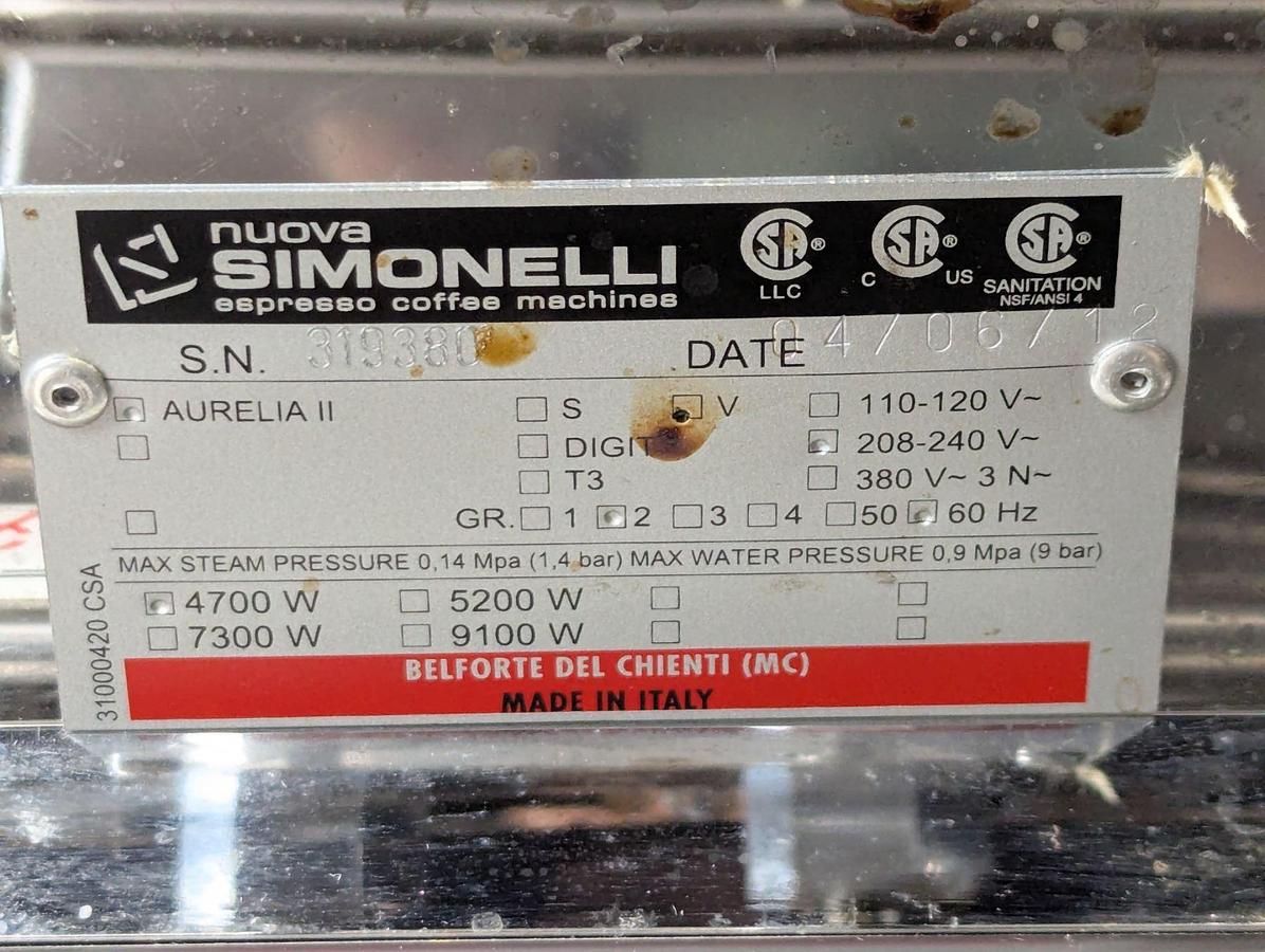 Used Nuova Simonelli AURELIA II Semiautomatic Espresso Machine - EXCELLENT CONDITION