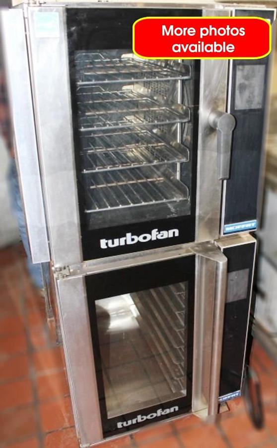 Used Moffat Turbofan Electric Convection Oven -With Poofer - warranty