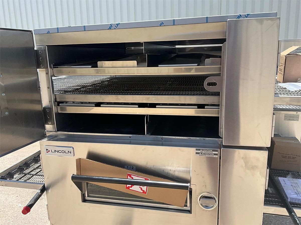Used 2023 Lincoln gas 1600 double stack conveyor oven - NEVER BEEN USED