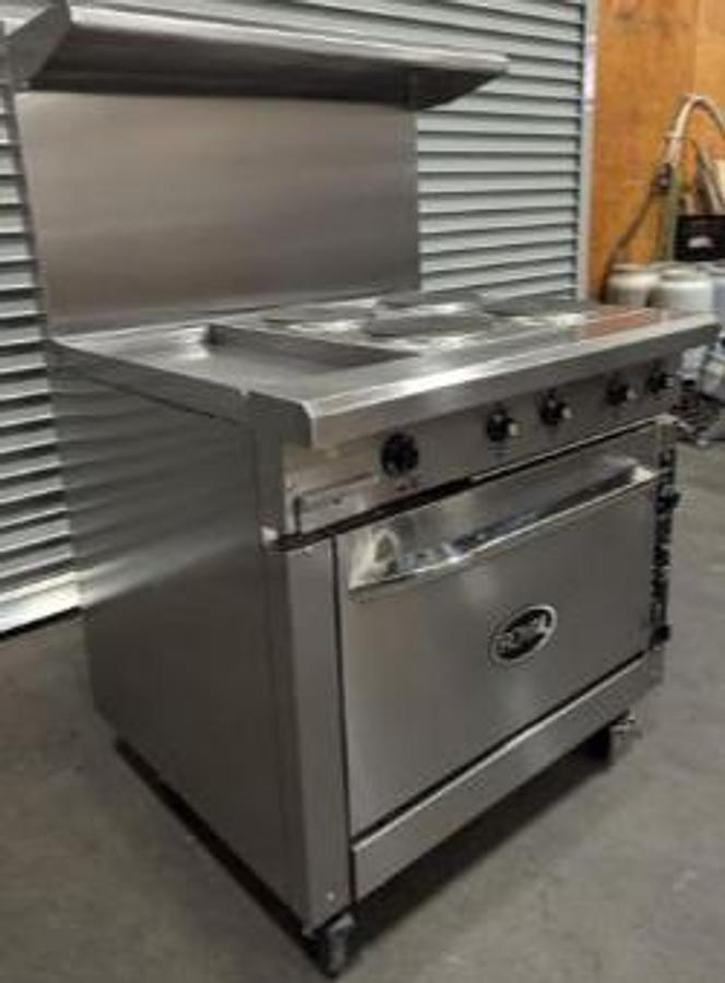 Used NEW ROYAL SINLGE 36" FOUR BURNER 12" GRIDDLE COMBO CONVECTION RANGE - price has been slashed