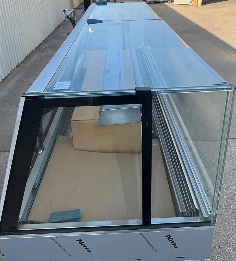 Used 2025 Frijado heated hot serving display warmer - LIKE NEW 