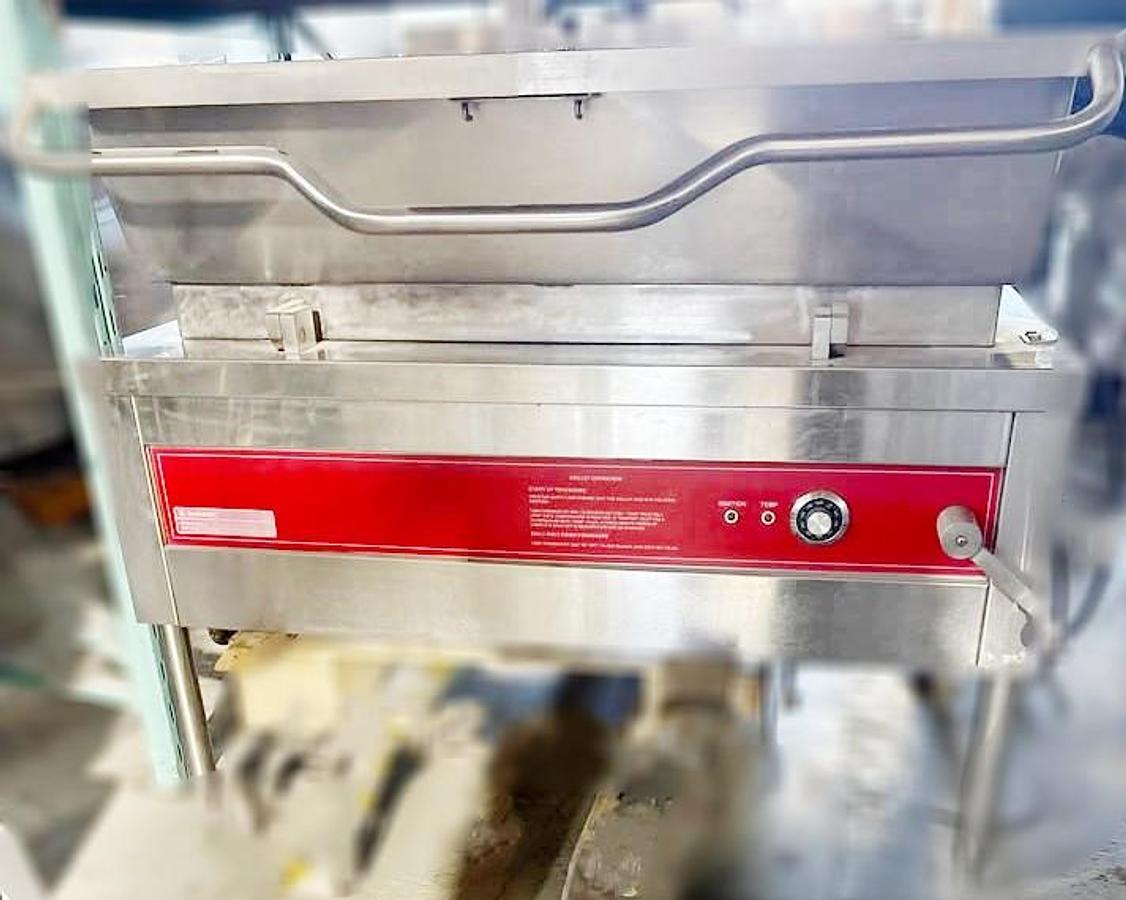 Used Crown Tilting Gas Skillet -  30 gallon