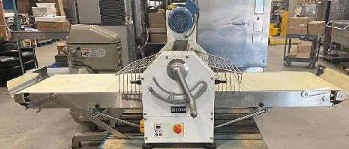 Used DOYON LSA620 COUNTERTOP REVERSIBLE DOUGH SHEETER