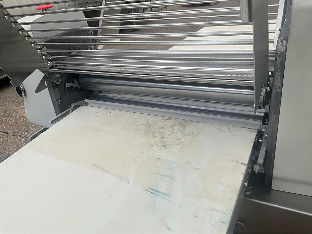 Used Rondo butterfly sheeter