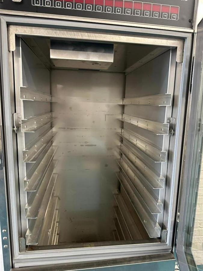 Used HENNY PENNY HHC-90 * HEATED SMARTHOLD GLASS-DOOR CABINET ON CASTERS