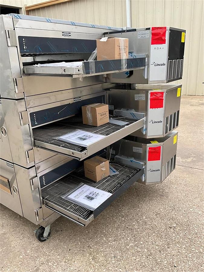 Used 3 stack Lincoln Impinger gas 1600 conveyor oven - tech checked - BRAND NEW -NEVER BEEN USED