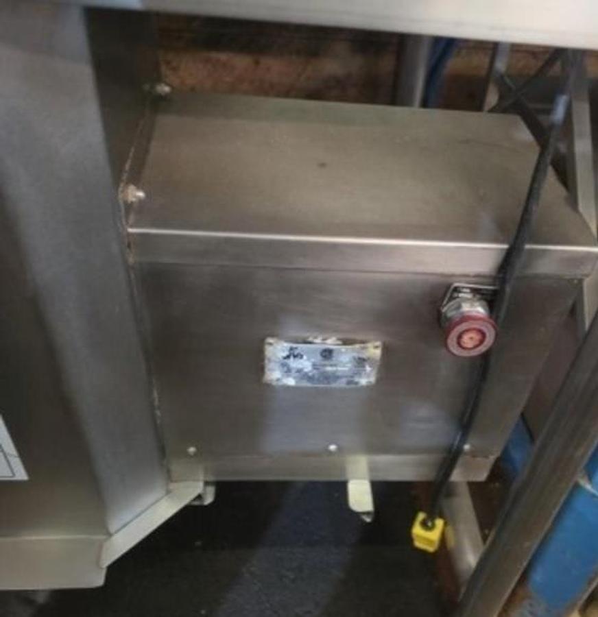 Used 41x34-in AYR King brother breader - blender sifter