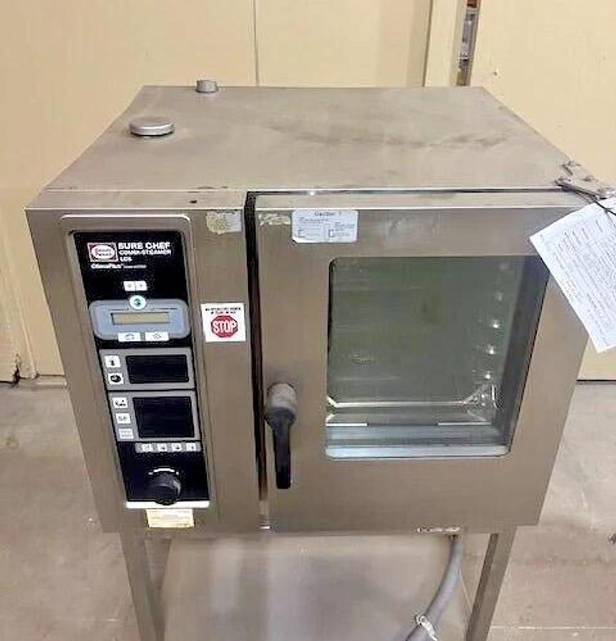 Used HENNY PENNY LCS-61" COMBI-STEAMER LCS CLIMAPLUS ELECTRIC COOK SYSTEM W/STAND