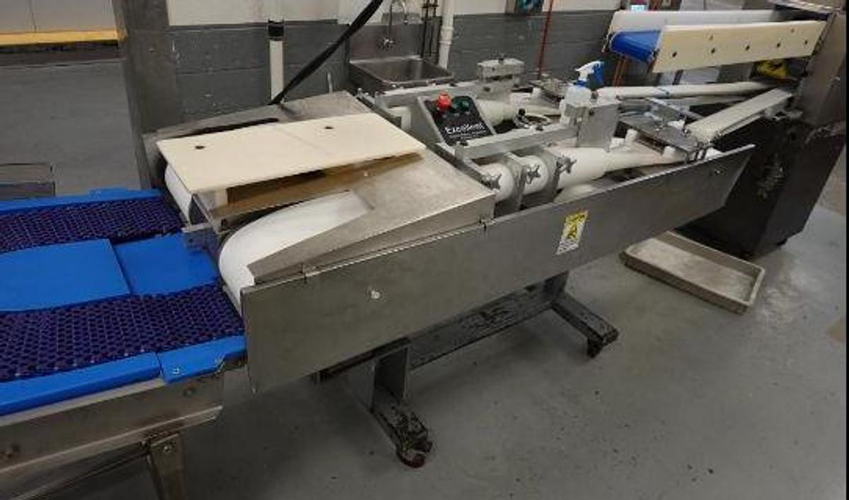 Used Excellent 2-lane bagel former