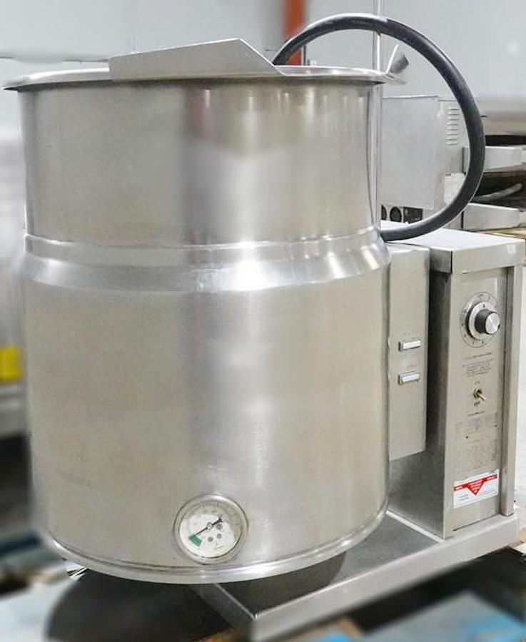 Used CROWN EC-10 10 GAL STEAM KETTLE