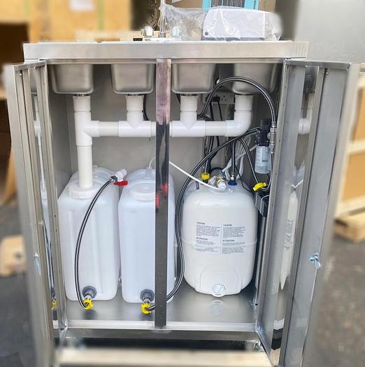 4 Compartment portable hand sink - hot and cold water -