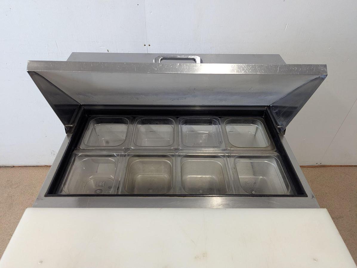 Used True TSSU-27-08D-2 28" Refrigerated Sandwich/Salad Prep Table W/Drawers