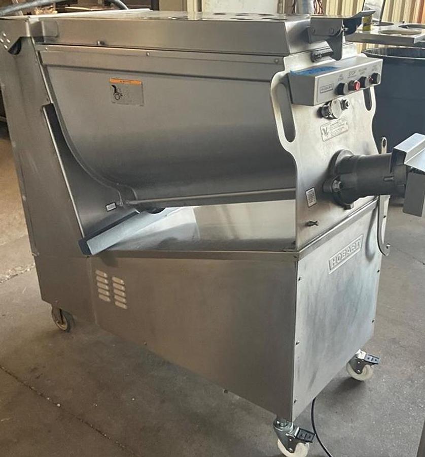 Used 2020 Hobart MG2032 meat grinder mixer