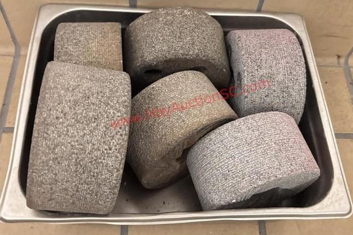 Used LENIN' GRAIN MILL