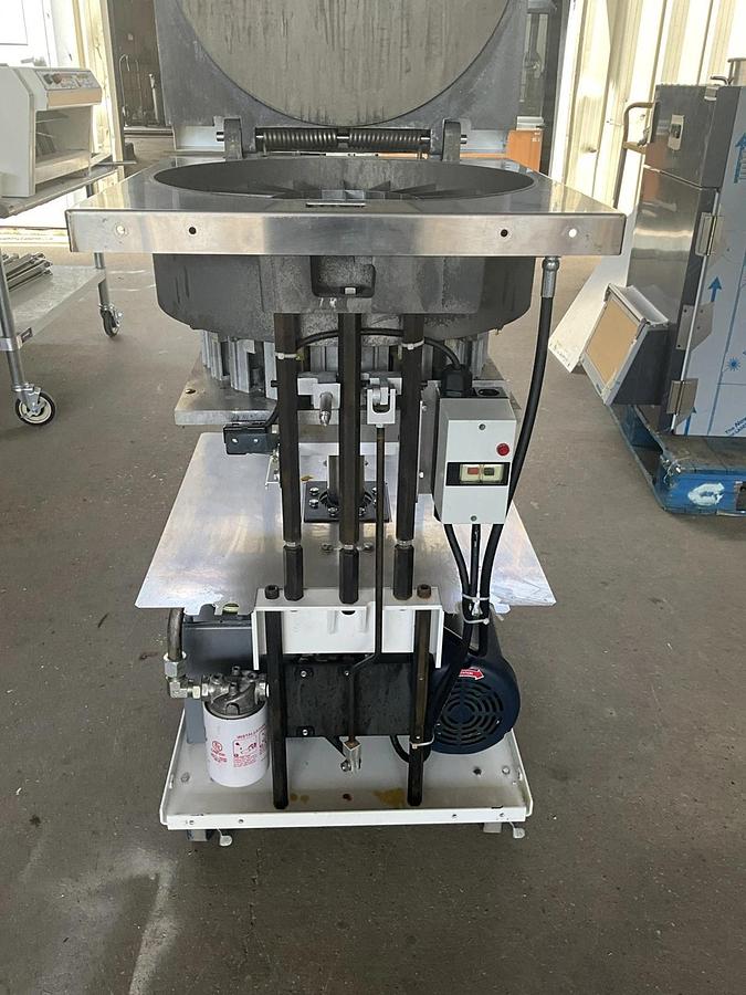 Refurbished Oliver 619-24RA Hydraulic Dough Divider 24 Part pocket dough divider Artisan