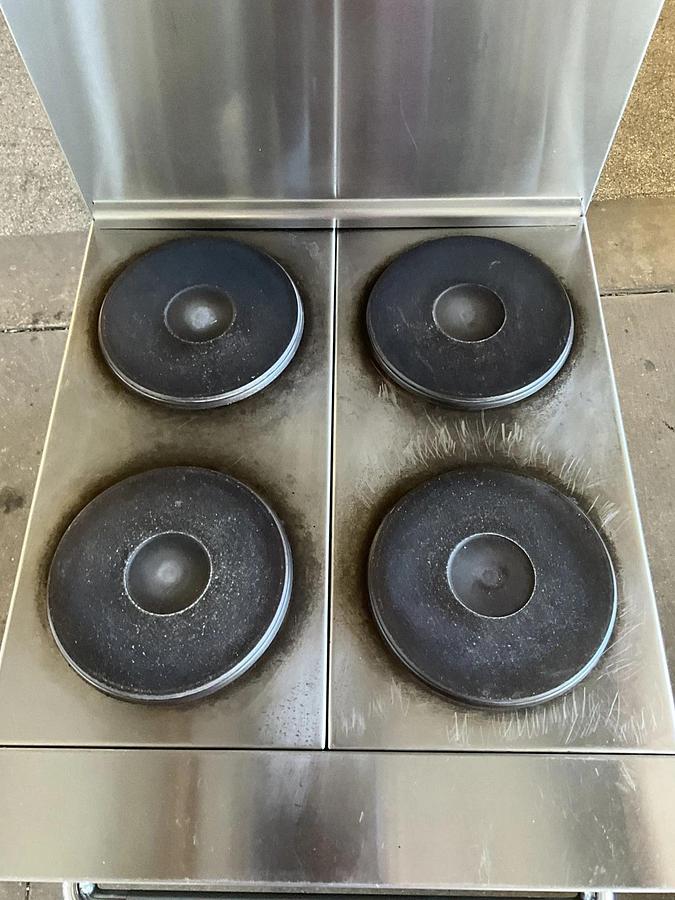 Used Imperial IR-4-E 24" commercial 4 Element Electric Range w/ Standard Oven