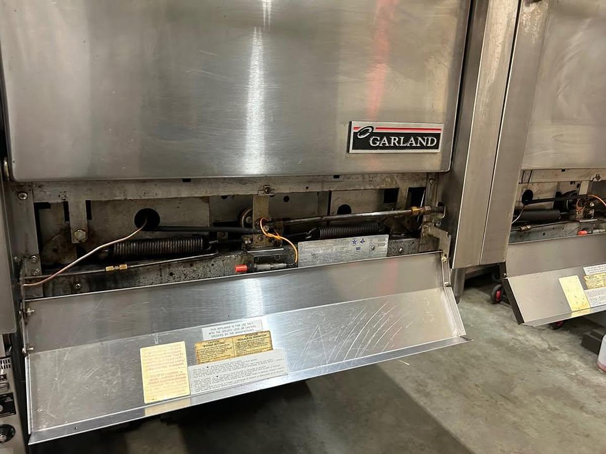 Used Garland Master Series Heavy Duty Gas Range with Griddle and 2 Ovens