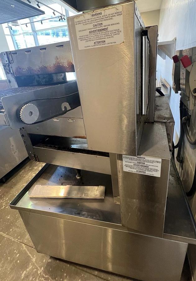 Used Refurbished Ovention Shuttle S2000 Ventless Conveyor Pizza Oven. 1 ph Stackable