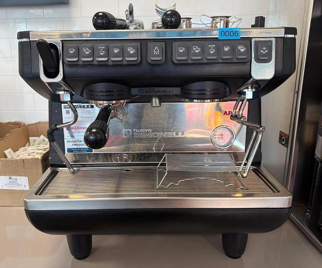 Used 2024 Nuova Simonelli Appia Life Compact Espresso Machine Commercial Espresso Machine 