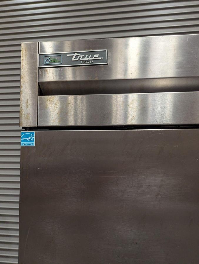 Used True T-49F-HC 54" Double Door Stainless Freeze