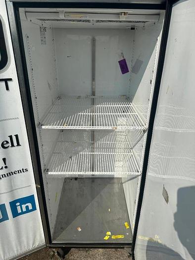Refurbished TRUE SINGLE DOOR FREEZER. BRAND / MODEL: TRUE TG1F-S