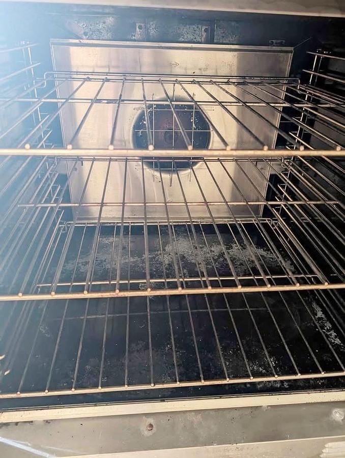 Refurbished Garland stacking electric convection ovens